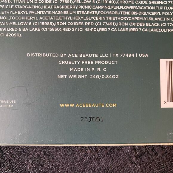 NIB Ace Beaute Nostalgia Palette Eyeshadow. 15 Shades. Never Used. Not Swatched. - Picture 4 of 13